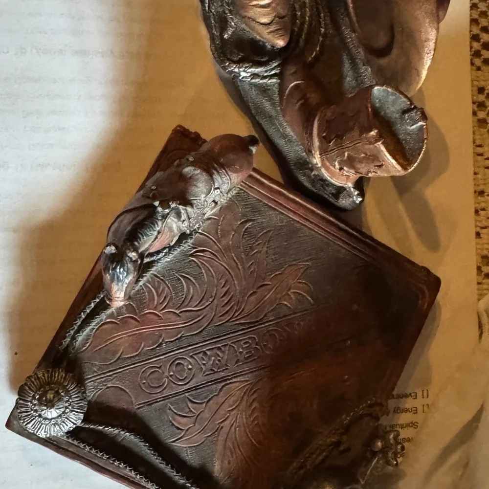 Decorative Western 2 piece Desk Organizer (Resin)